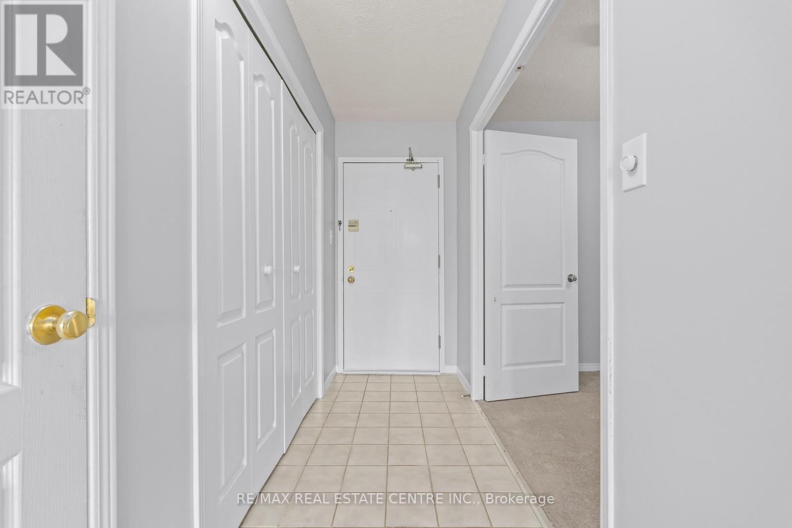 #406 26 HALL ROAD - 4