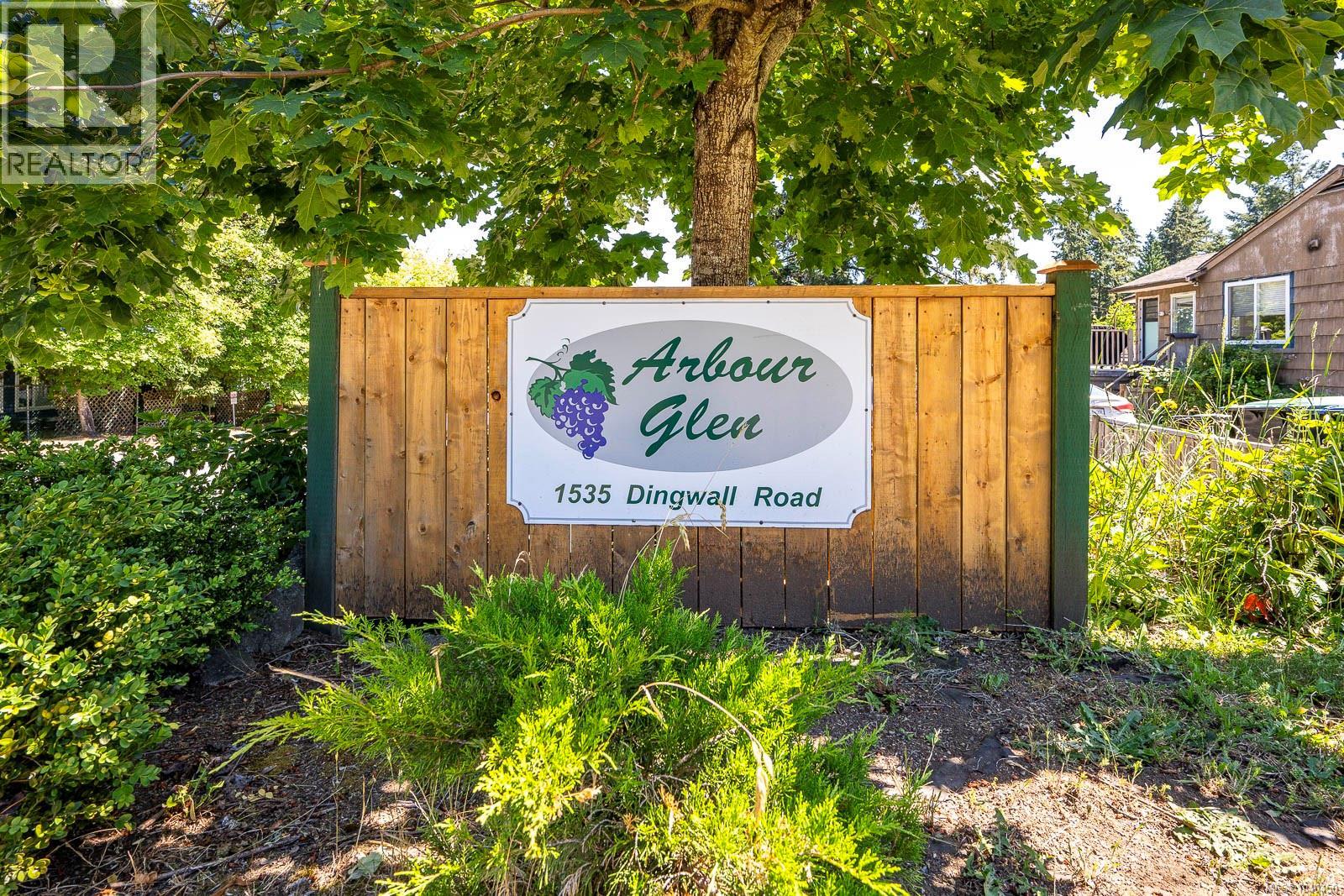 #4 1535 Dingwall Rd - 20