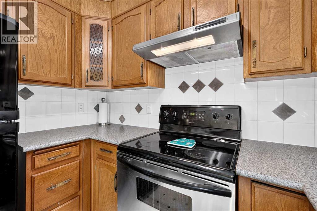 296 Templeton Circle NE — photo 17