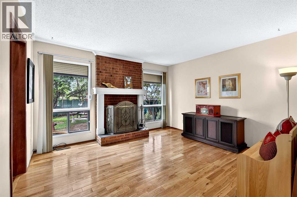 296 Templeton Circle NE — photo 20