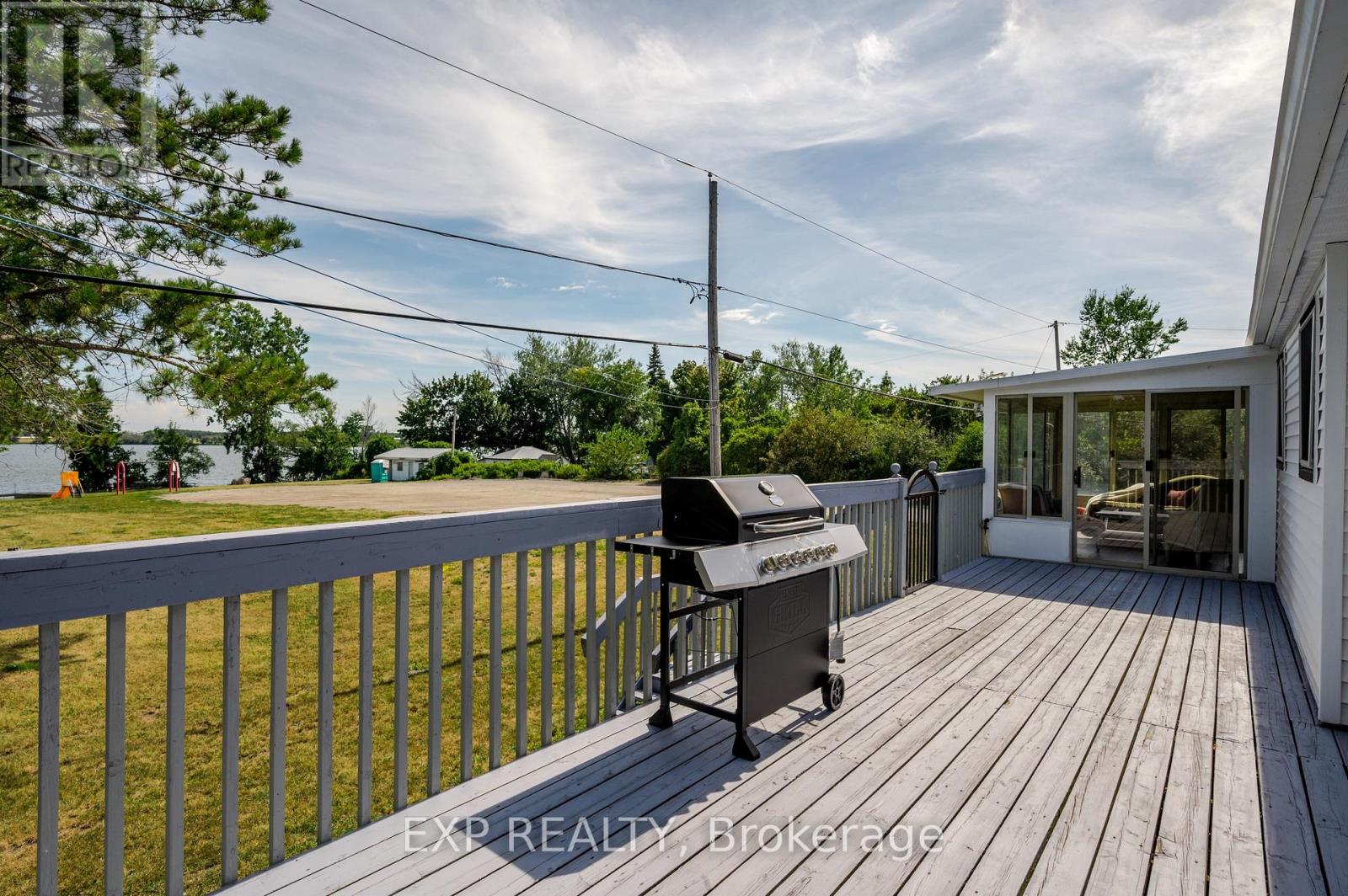 150 BAYVIEW DRIVE - 44