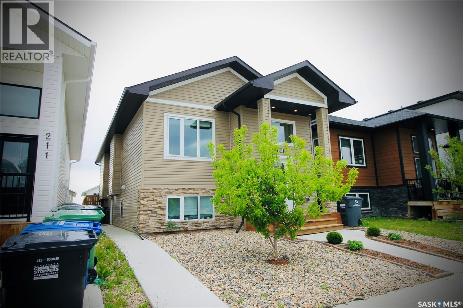 215 Thakur STREET - 1