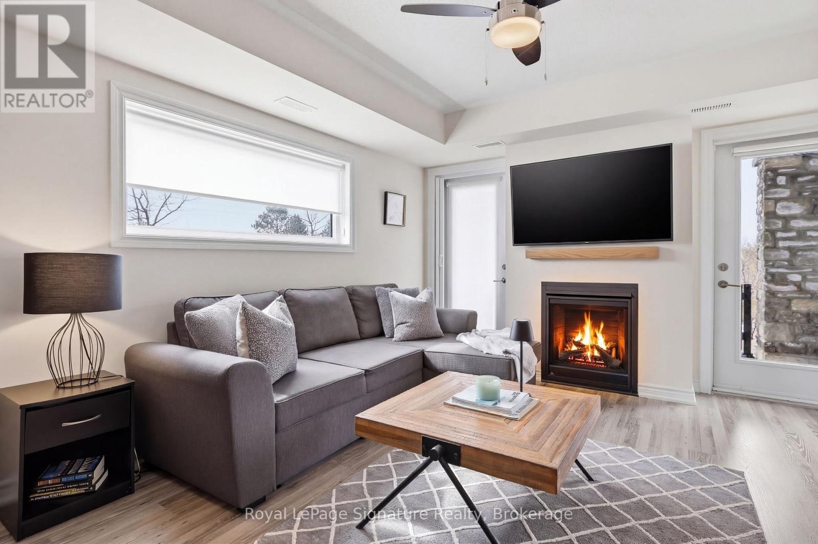 #101 4 ANCHORAGE CRESCENT - 21