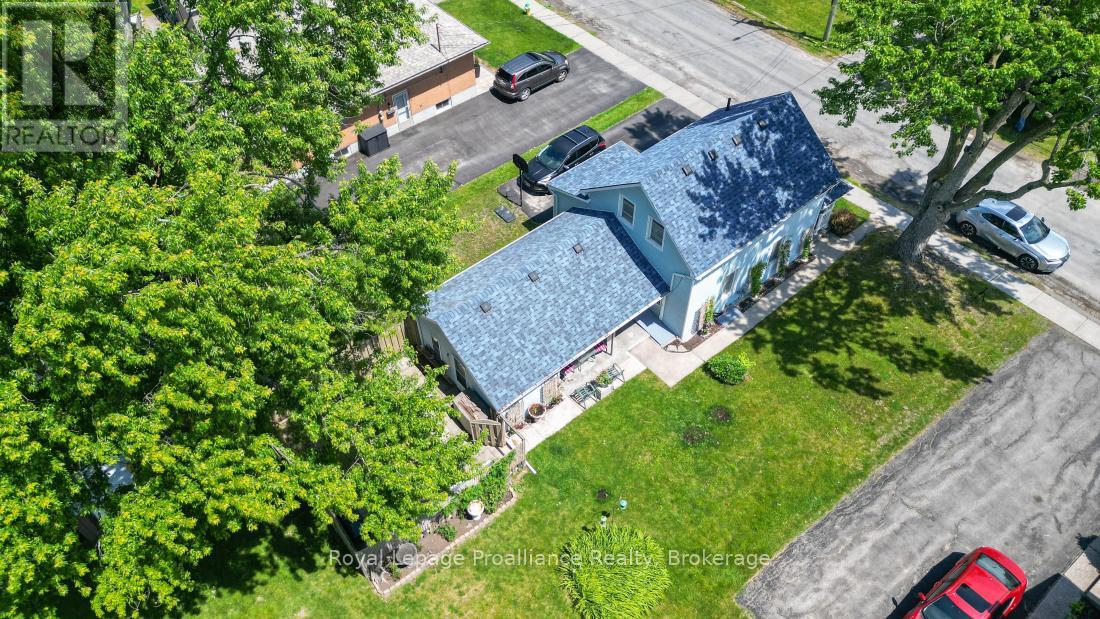 108 FRANK STREET - 22