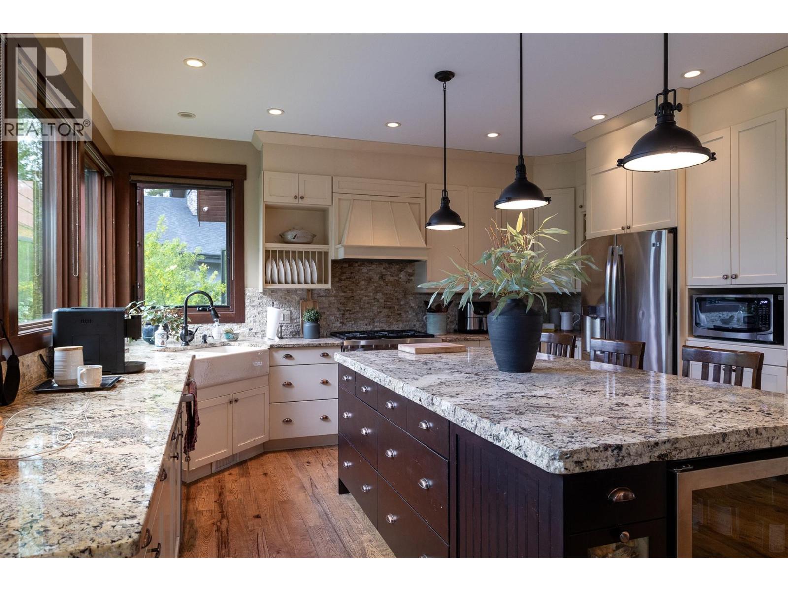 30 Silver Ridge Drive - 10