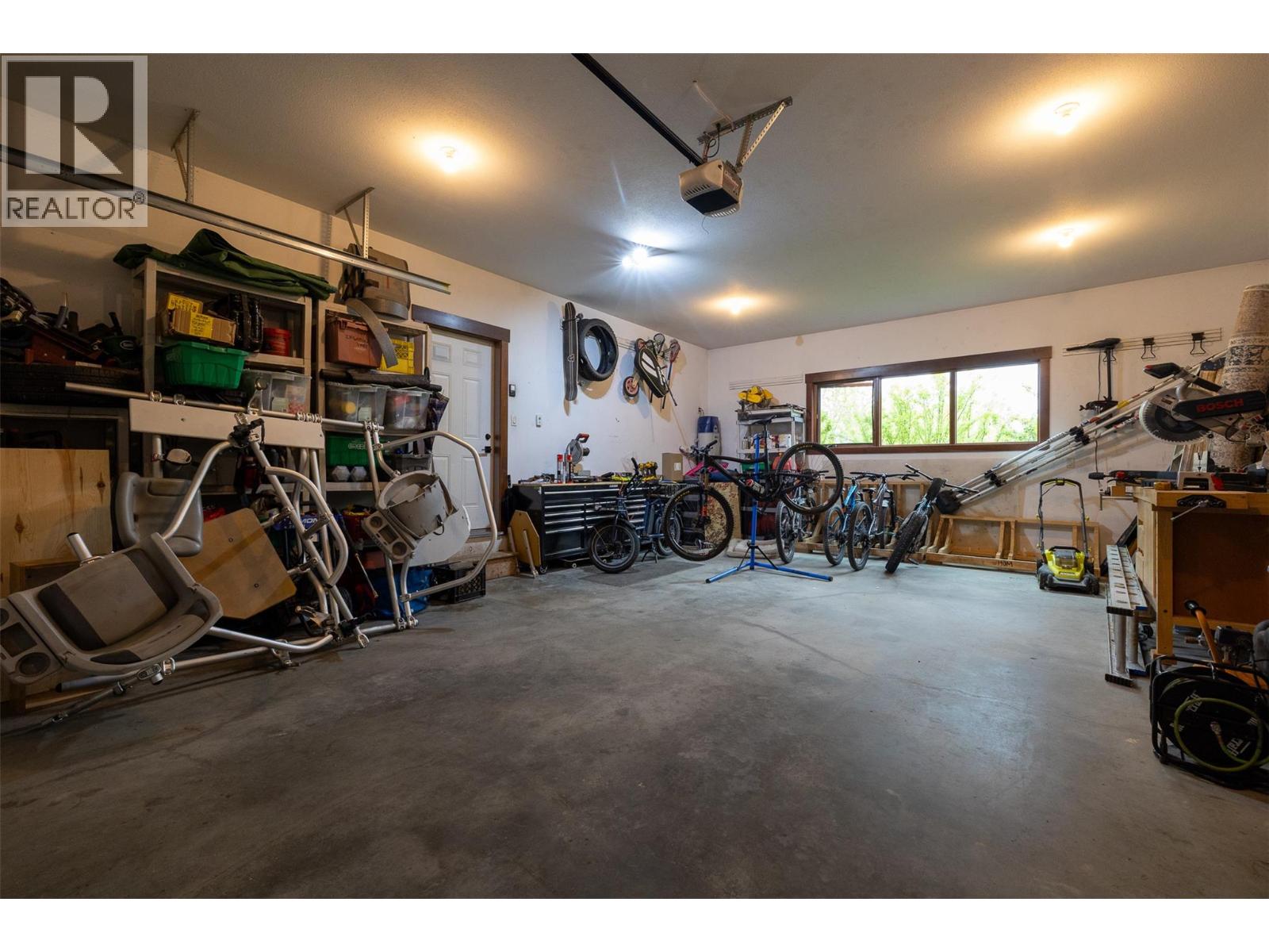 30 Silver Ridge Drive - 40