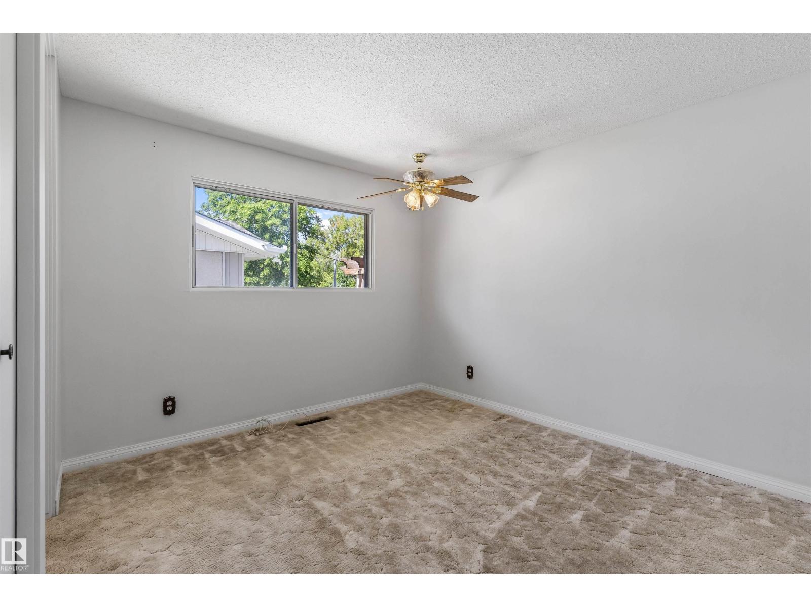 37 LEON PL — photo 14