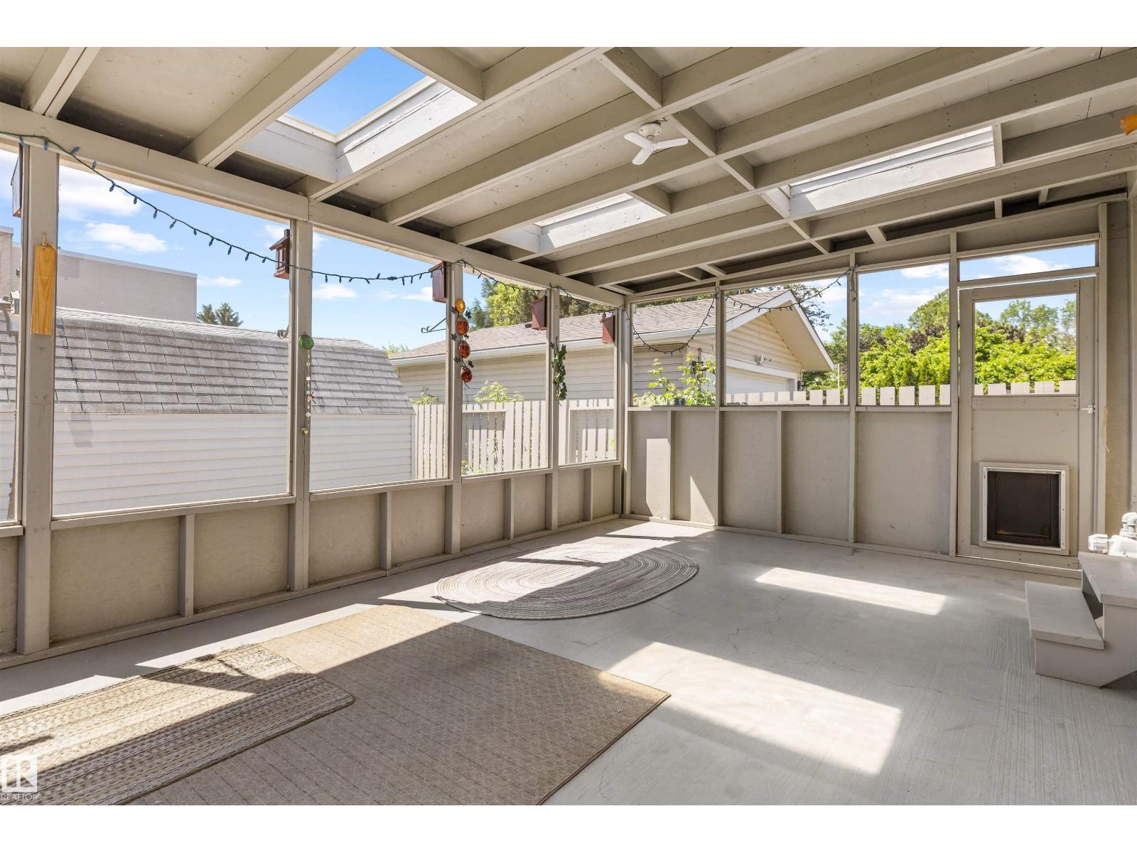 37 LEON PL — photo 25