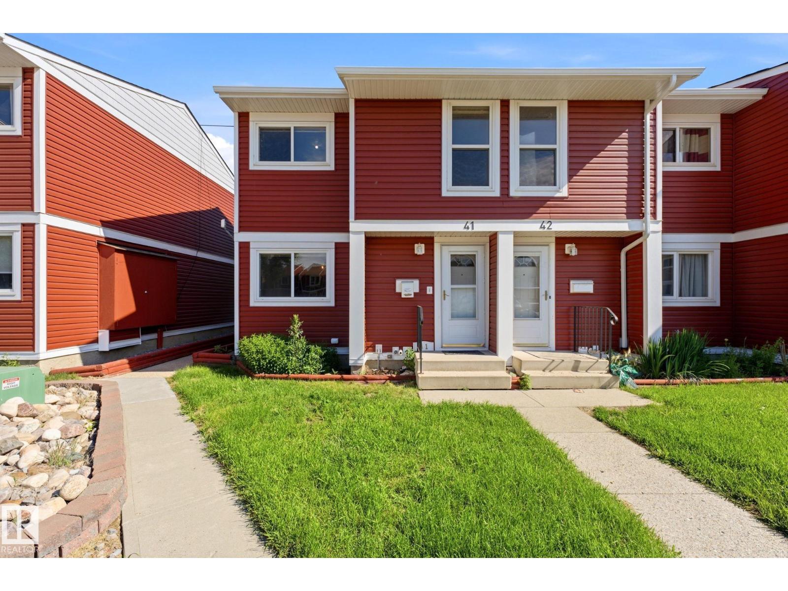#41 4707 126 AV NW - 1