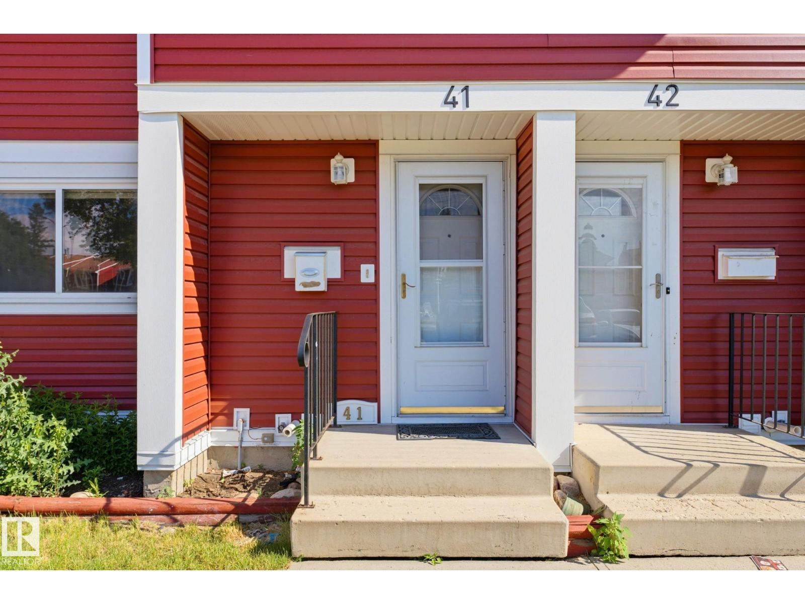 #41 4707 126 AV NW - 3