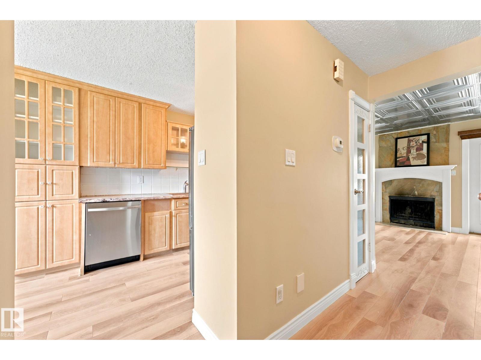 #41 4707 126 AV NW - 7