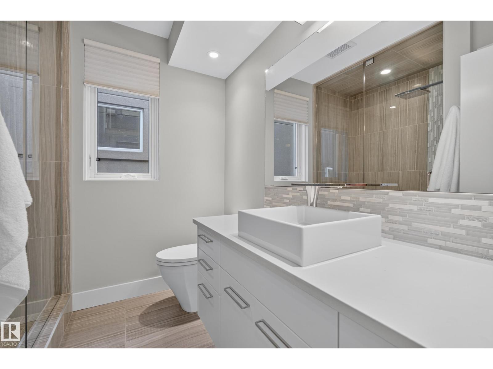 9509 99B ST NW — photo 41