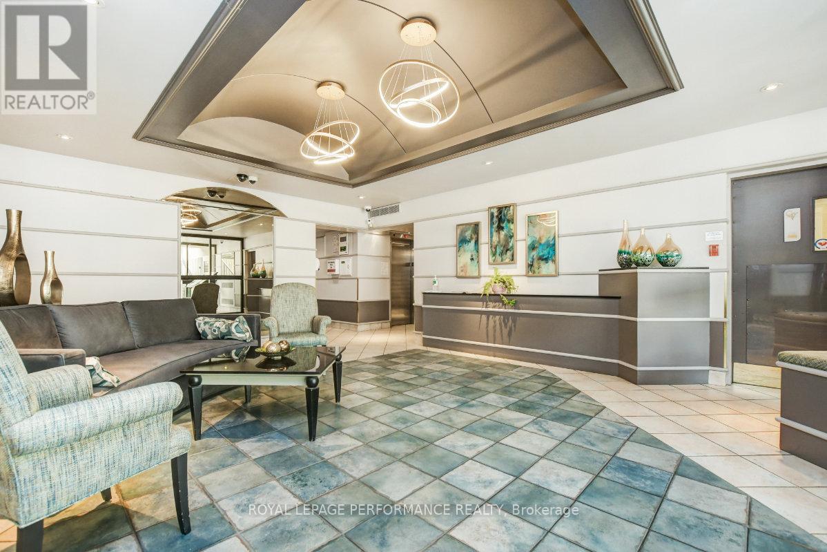 #708 158C MCARTHUR AVENUE - 32
