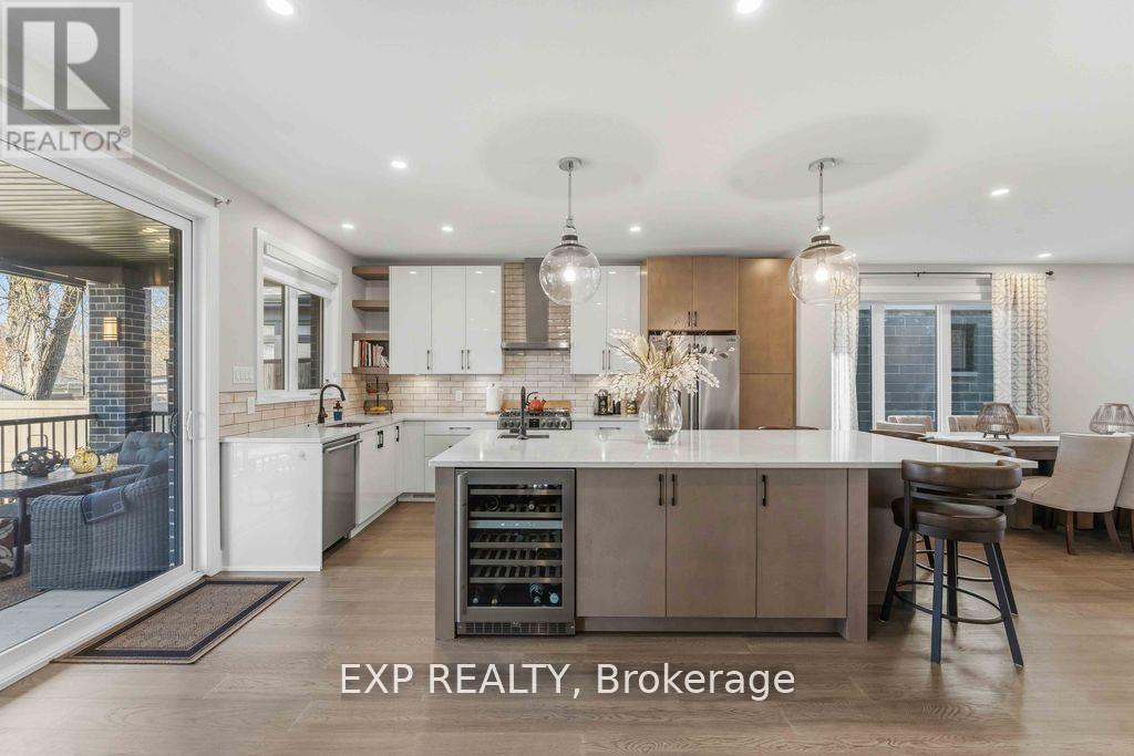 5 Bed, 5 Bath House for Sale in Ottawa – 937 FALAISE ROAD, Ottawa – MLS# X13468986 - Image 9