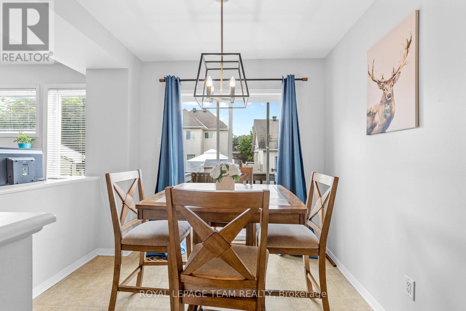 92 WOLFF CRESCENT - 9