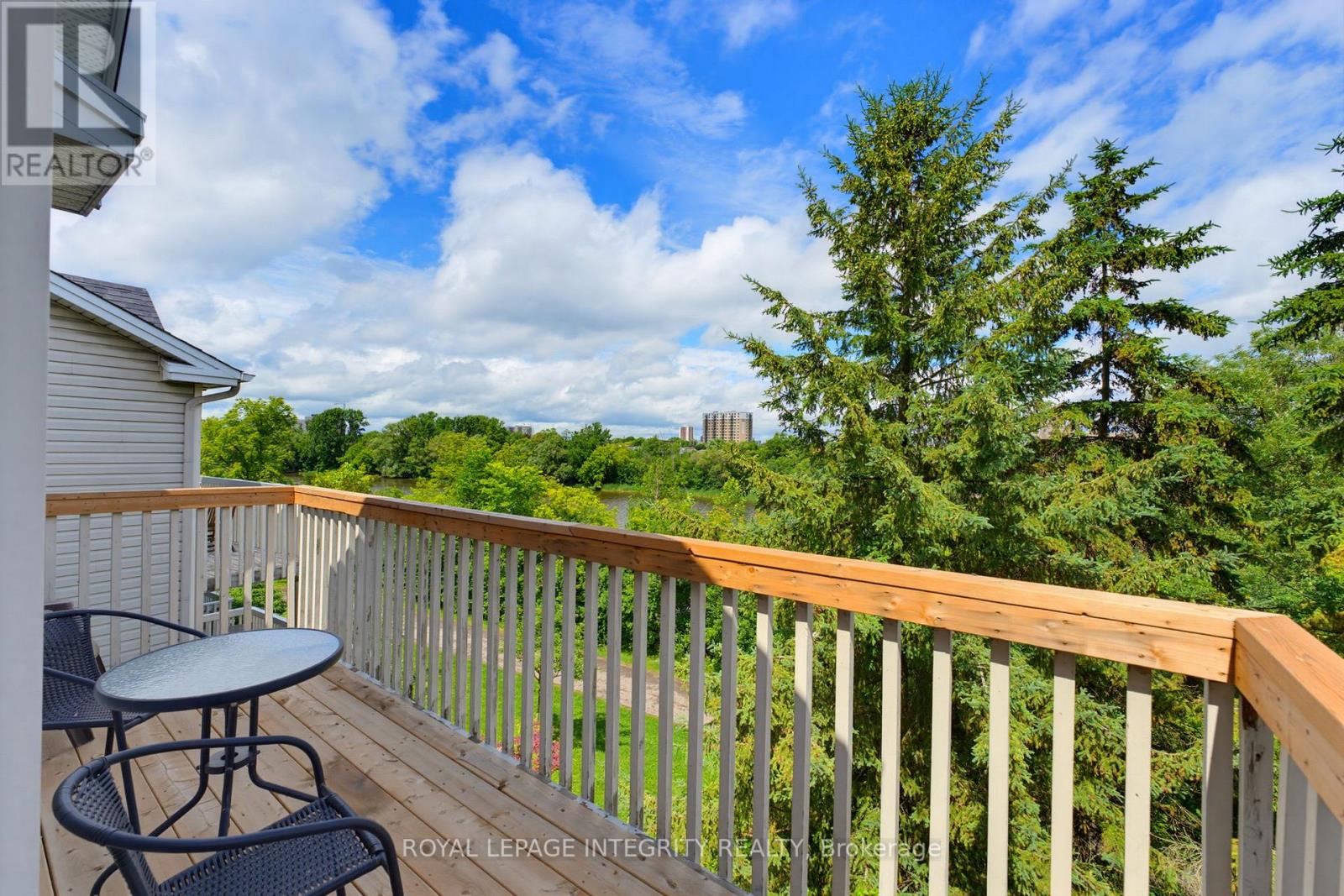 2 Bed, 4 Bath House for Sale in Ottawa – 81 ROBINSON AVENUE, Ottawa – MLS# X13469058 - Image 26