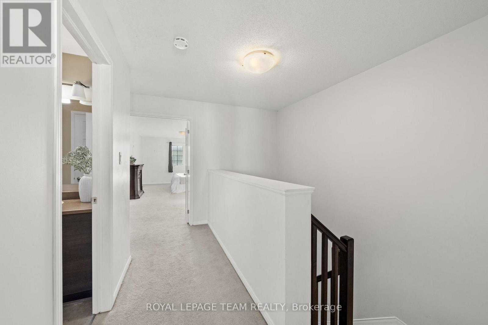 102 LOCHNAW PRIVATE - 25