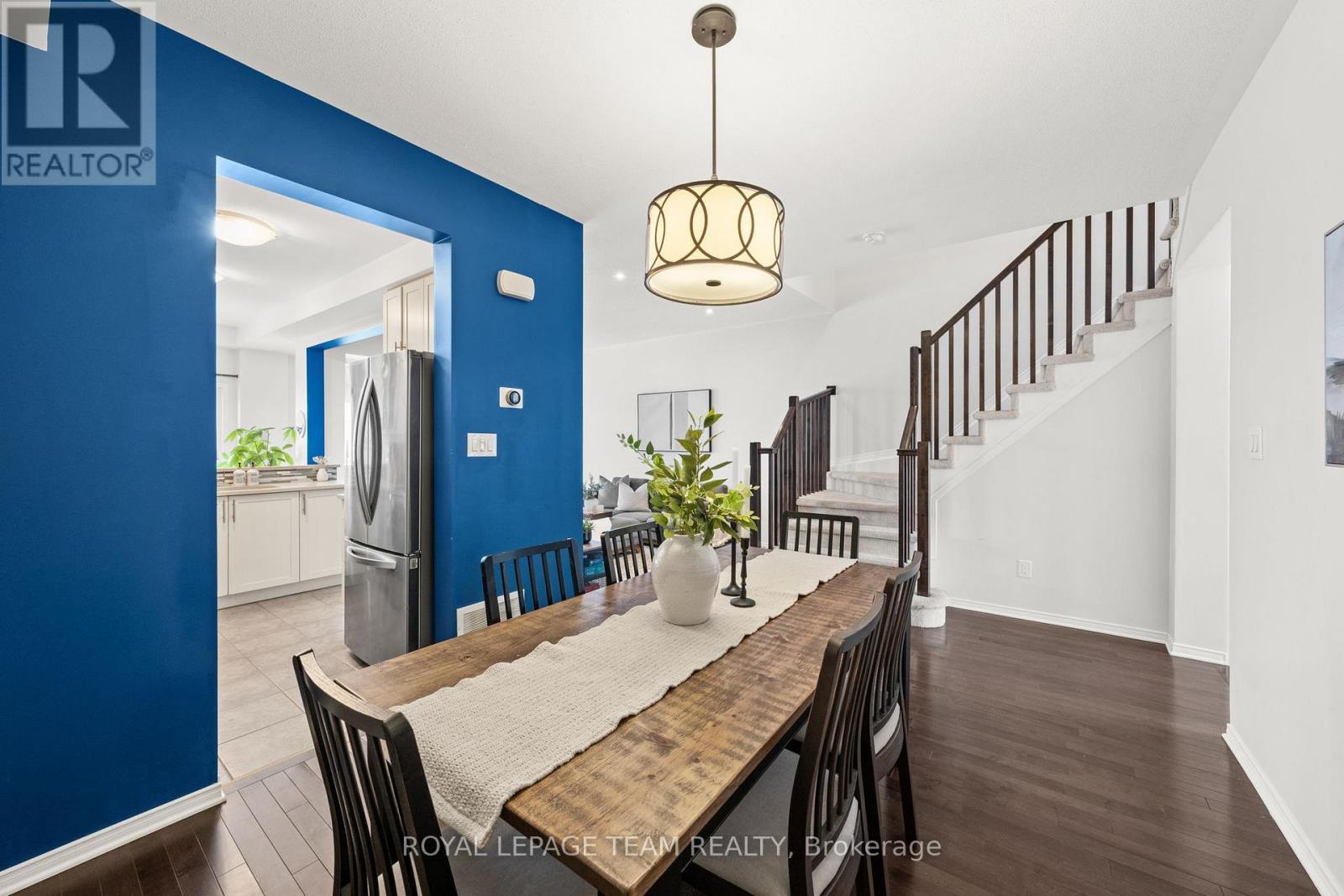 102 LOCHNAW PRIVATE - 9