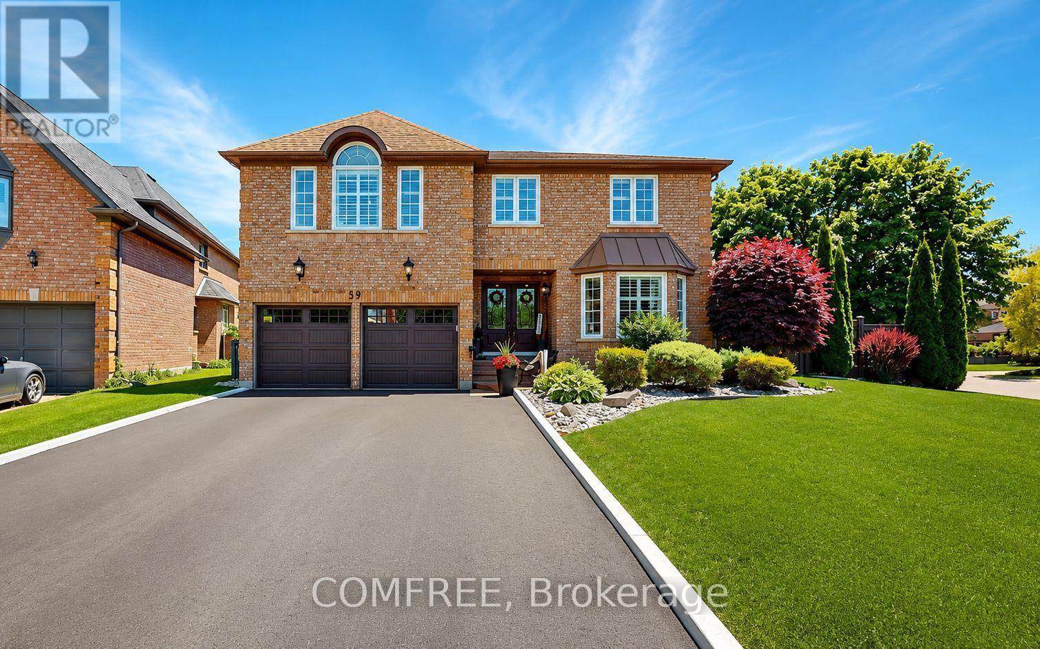 39 FALCON COURT - 1