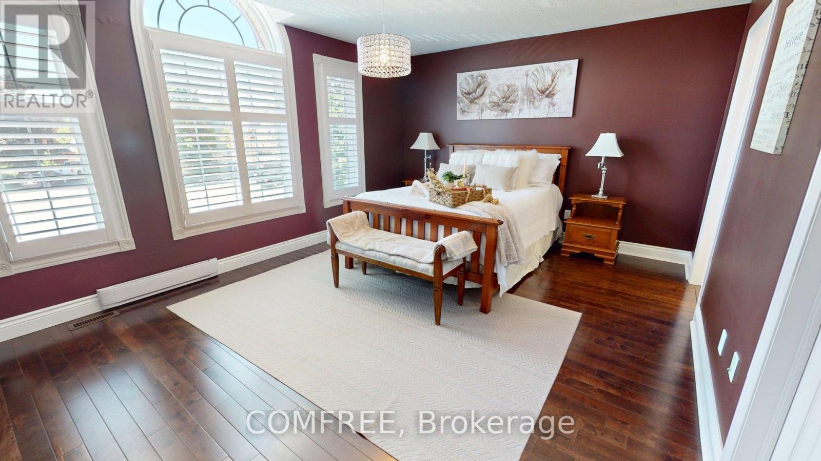 39 FALCON COURT - 22