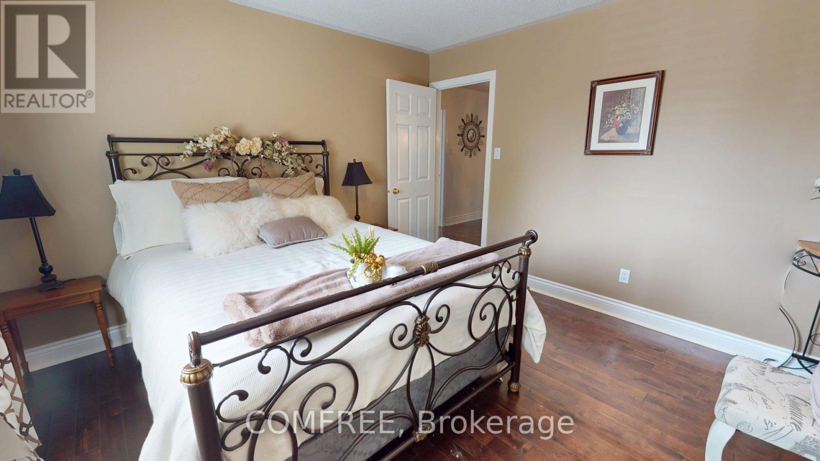 39 FALCON COURT - 26