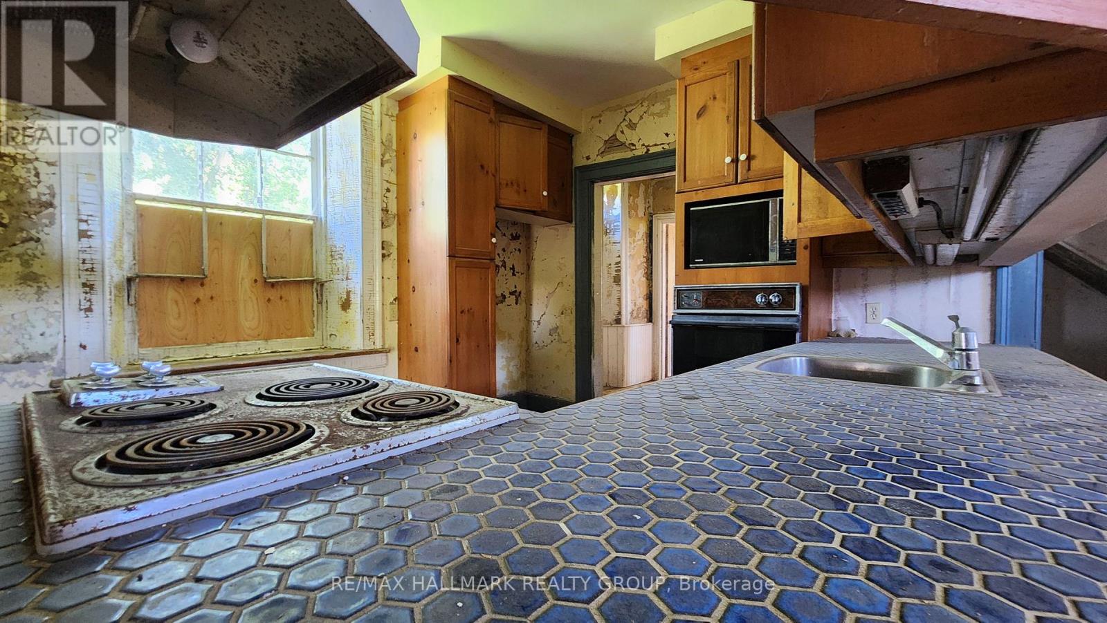 2429 HISCOCKS ROAD - 26