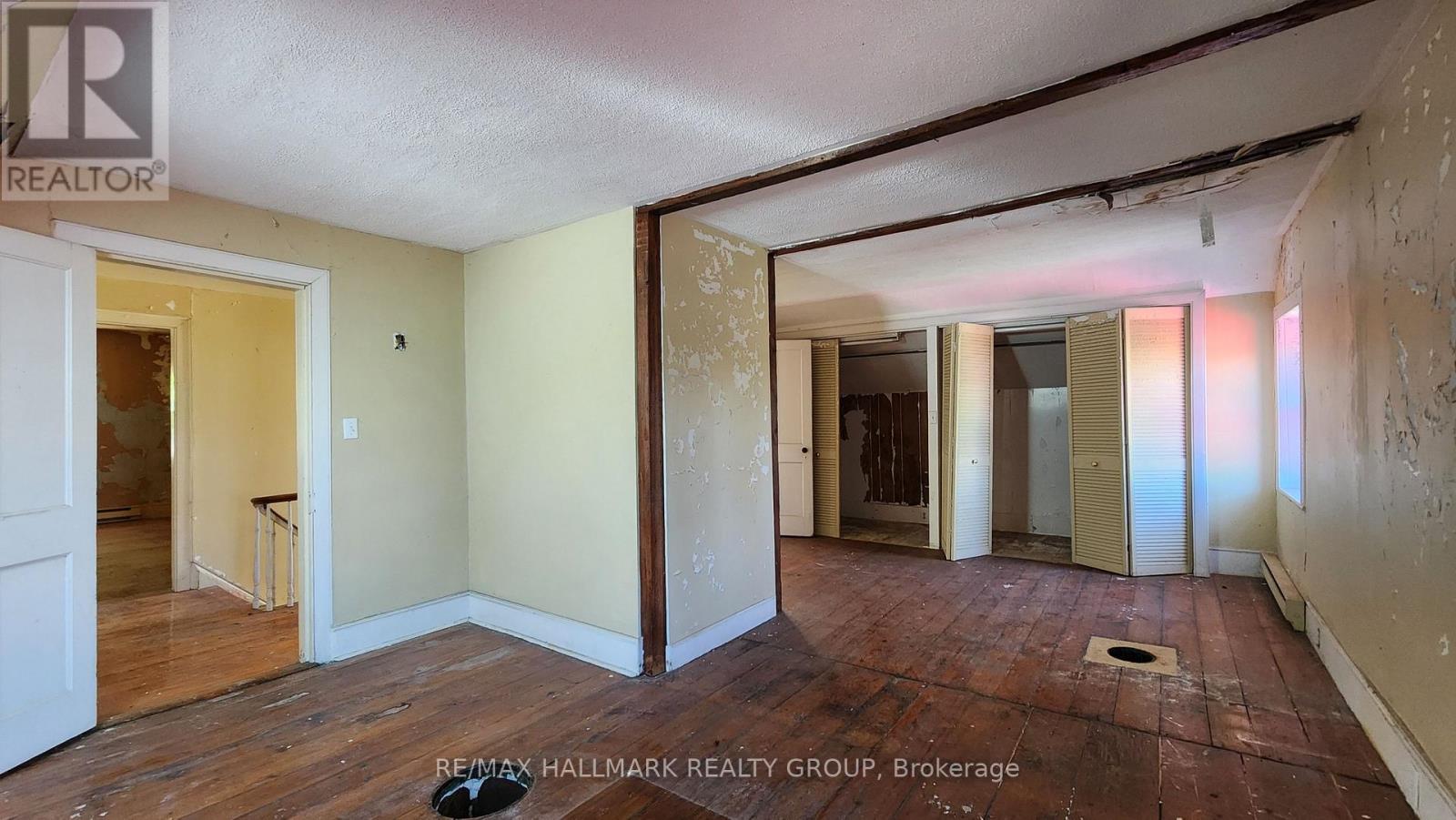 2429 HISCOCKS ROAD - 36