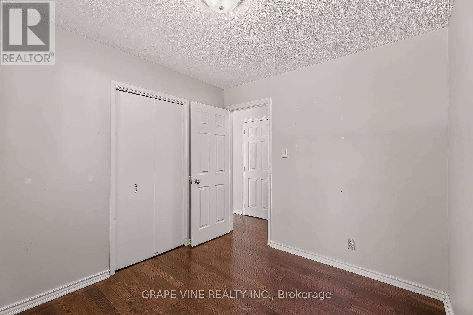 104 ORIOLE AVENUE - 16