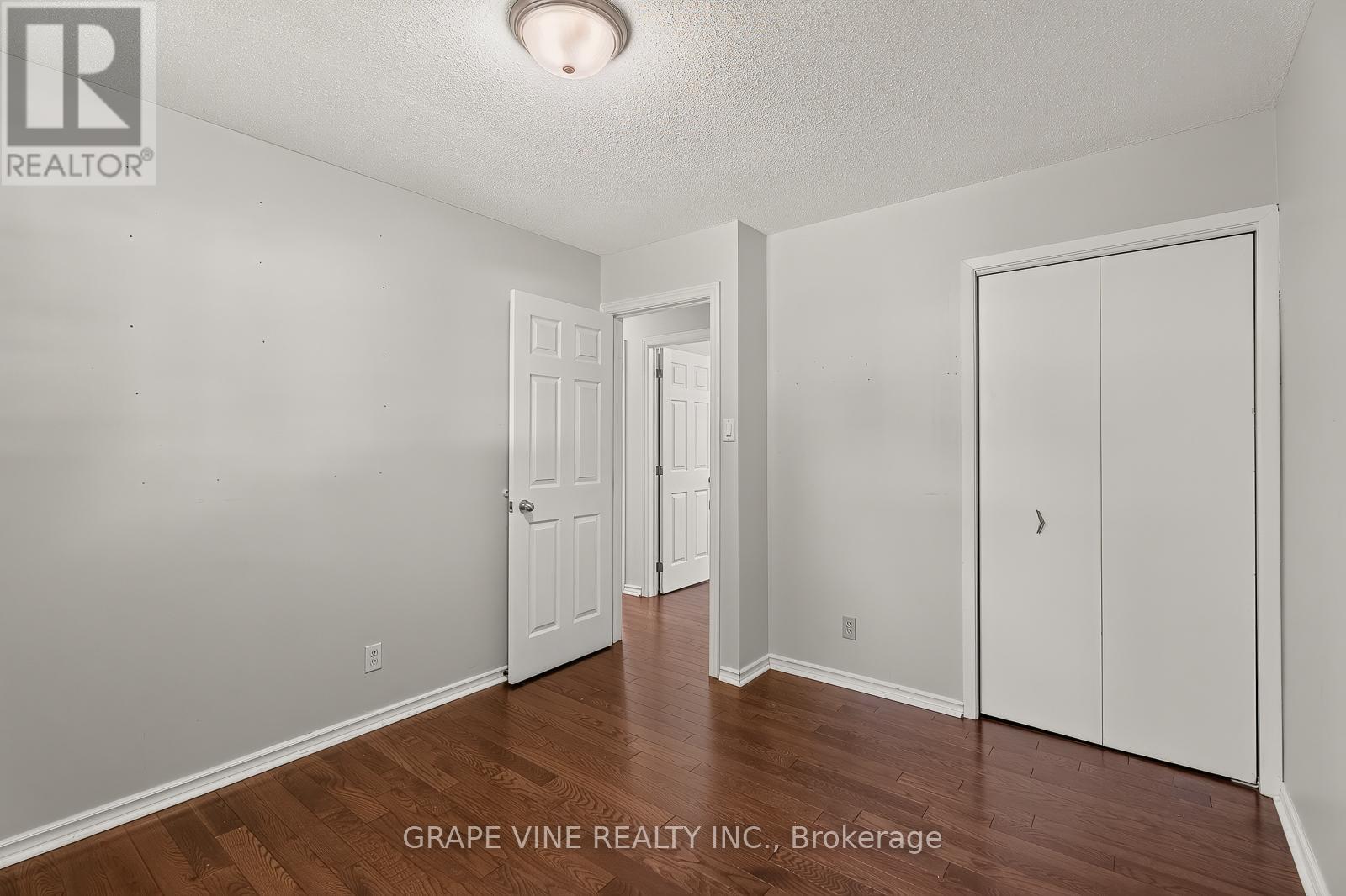 104 ORIOLE AVENUE - 19