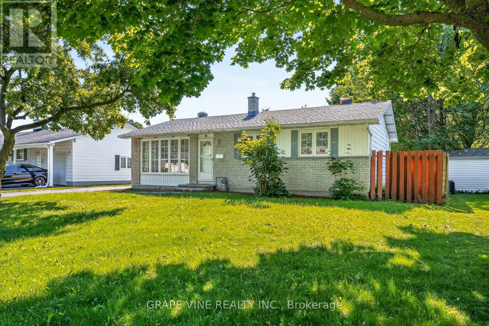 104 ORIOLE AVENUE - 2