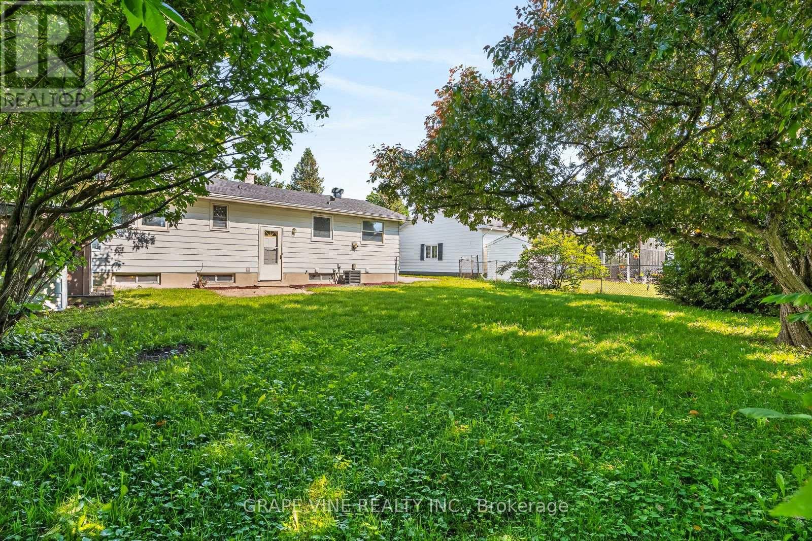 104 ORIOLE AVENUE - 29