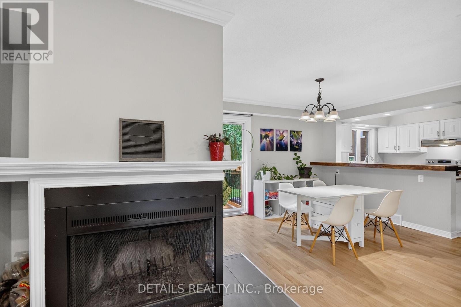 4 Bed, 3 Bath House for Sale in Ottawa – 39 SANDHURST COURT, Ottawa – MLS# X13469110 - Image 12