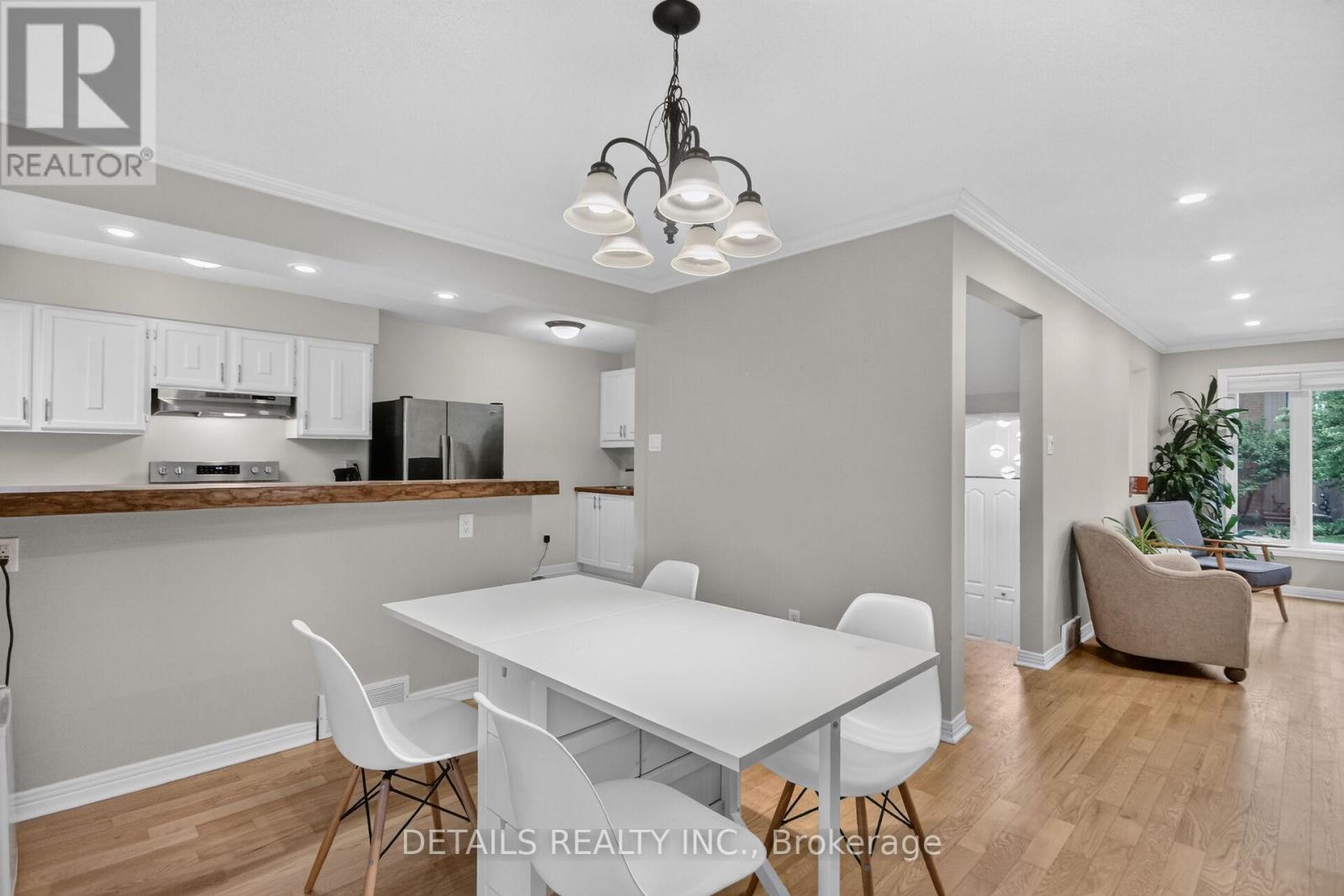 4 Bed, 3 Bath House for Sale in Ottawa – 39 SANDHURST COURT, Ottawa – MLS# X13469110 - Image 14