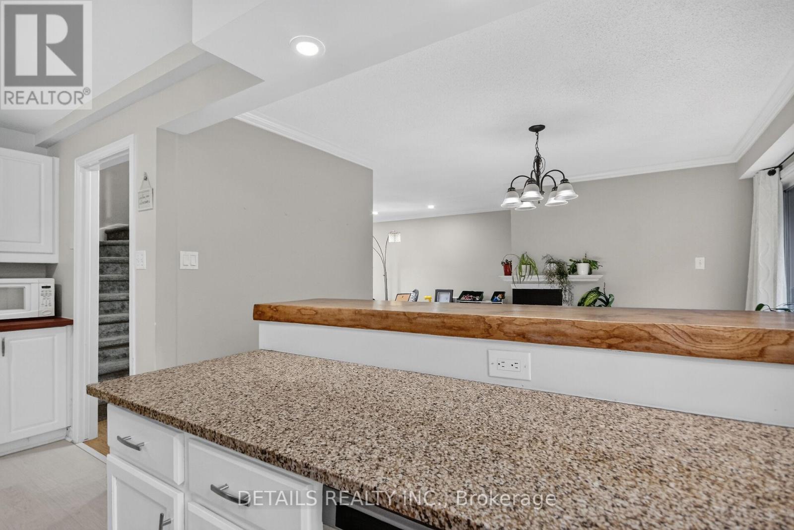 4 Bed, 3 Bath House for Sale in Ottawa – 39 SANDHURST COURT, Ottawa – MLS# X13469110 - Image 20