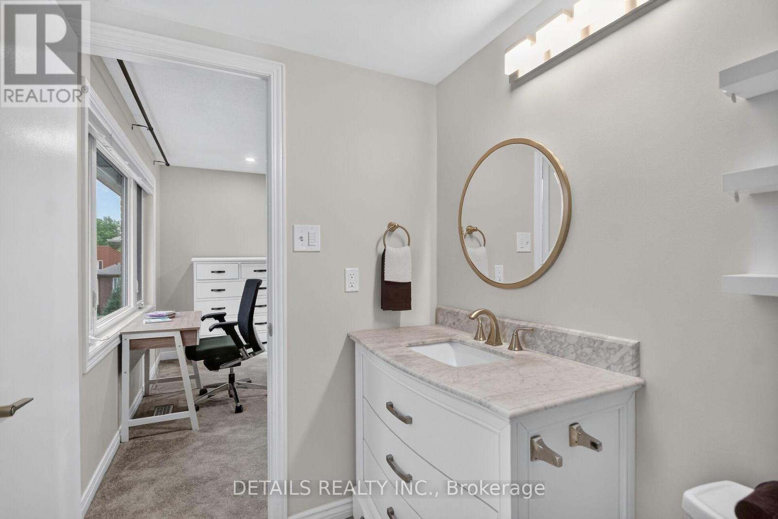 4 Bed, 3 Bath House for Sale in Ottawa – 39 SANDHURST COURT, Ottawa – MLS# X13469110 - Image 32