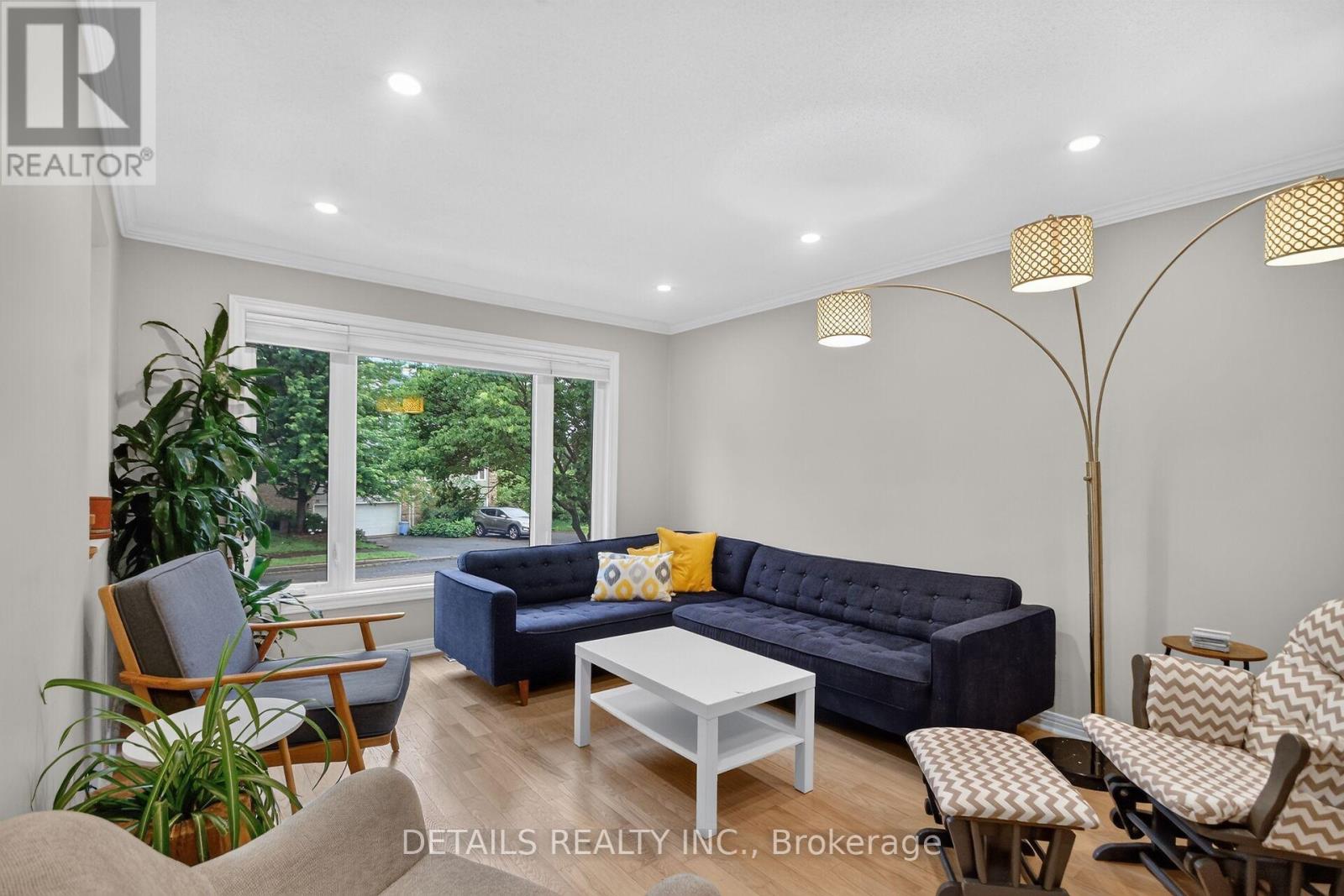 4 Bed, 3 Bath House for Sale in Ottawa – 39 SANDHURST COURT, Ottawa – MLS# X13469110 - Image 9