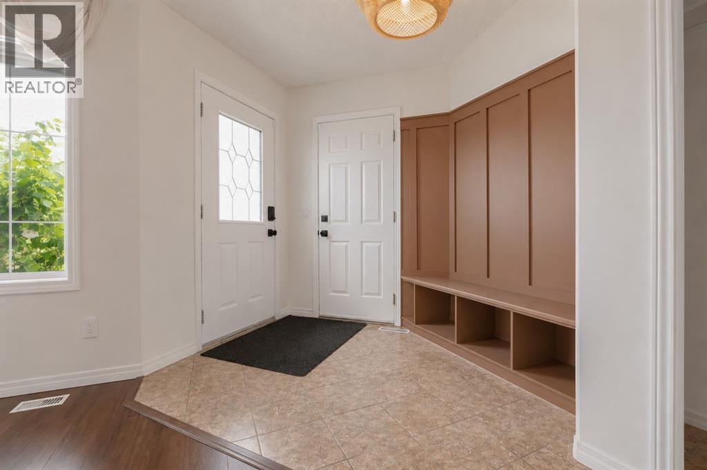9230 129 Avenue - photo 2