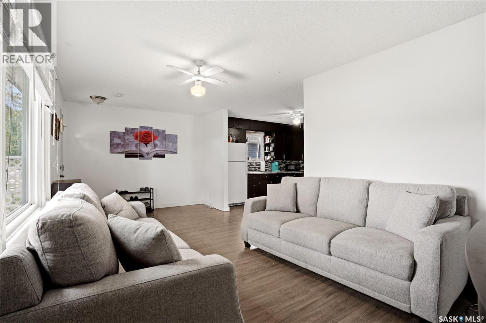 1860 Alexandra STREET — photo 6