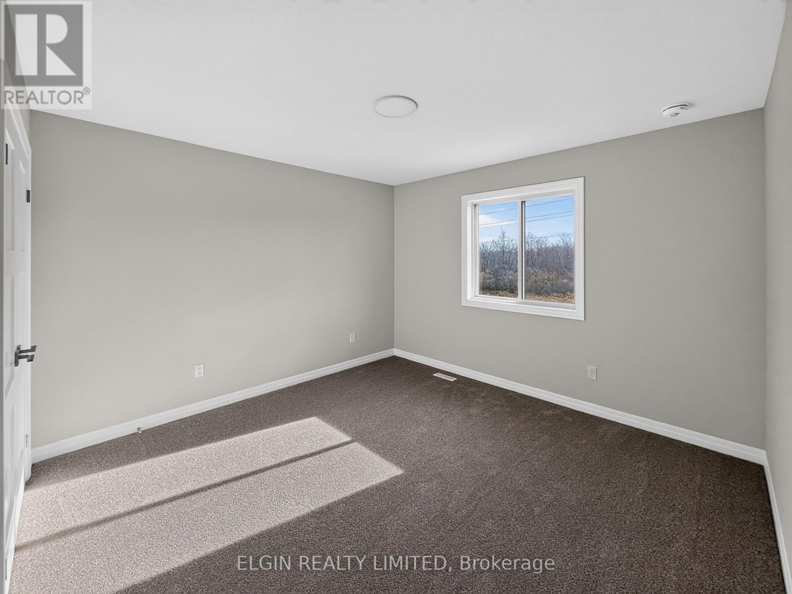 9 HORIZON COURT - 16