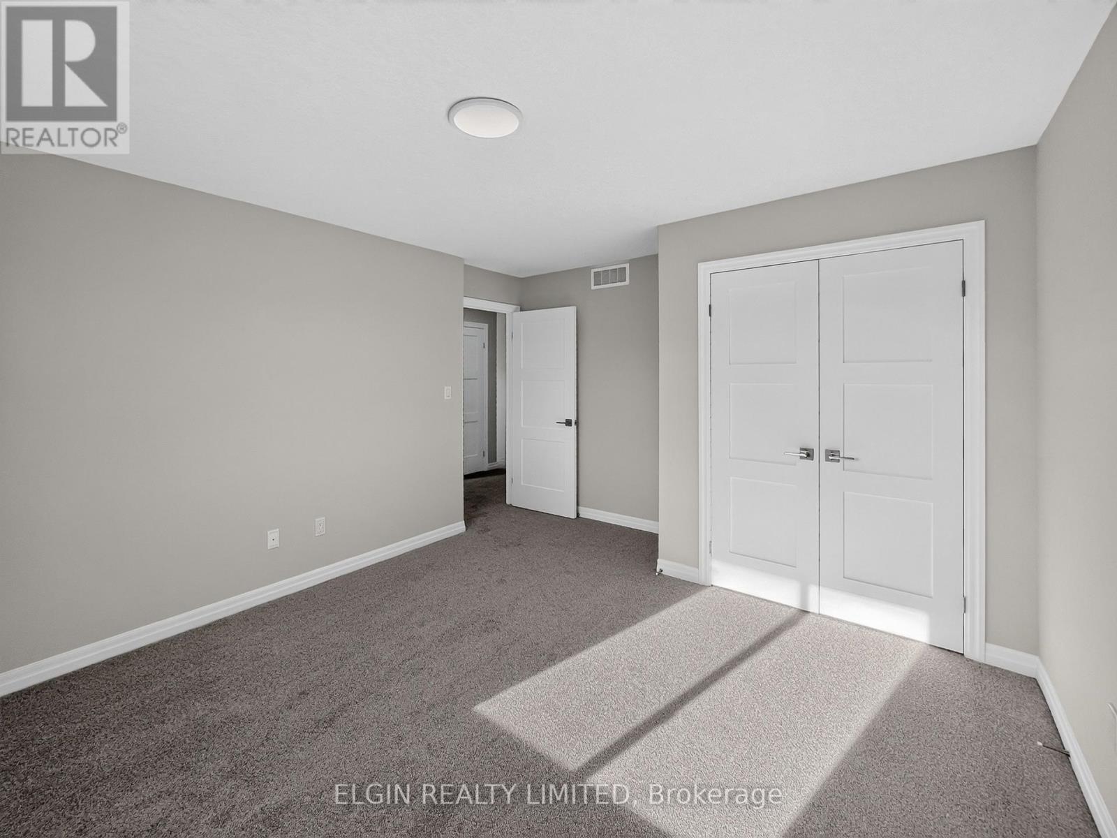 9 HORIZON COURT - 17