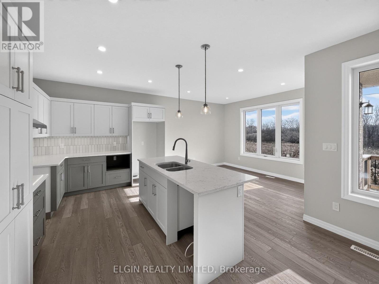 9 HORIZON COURT - 3