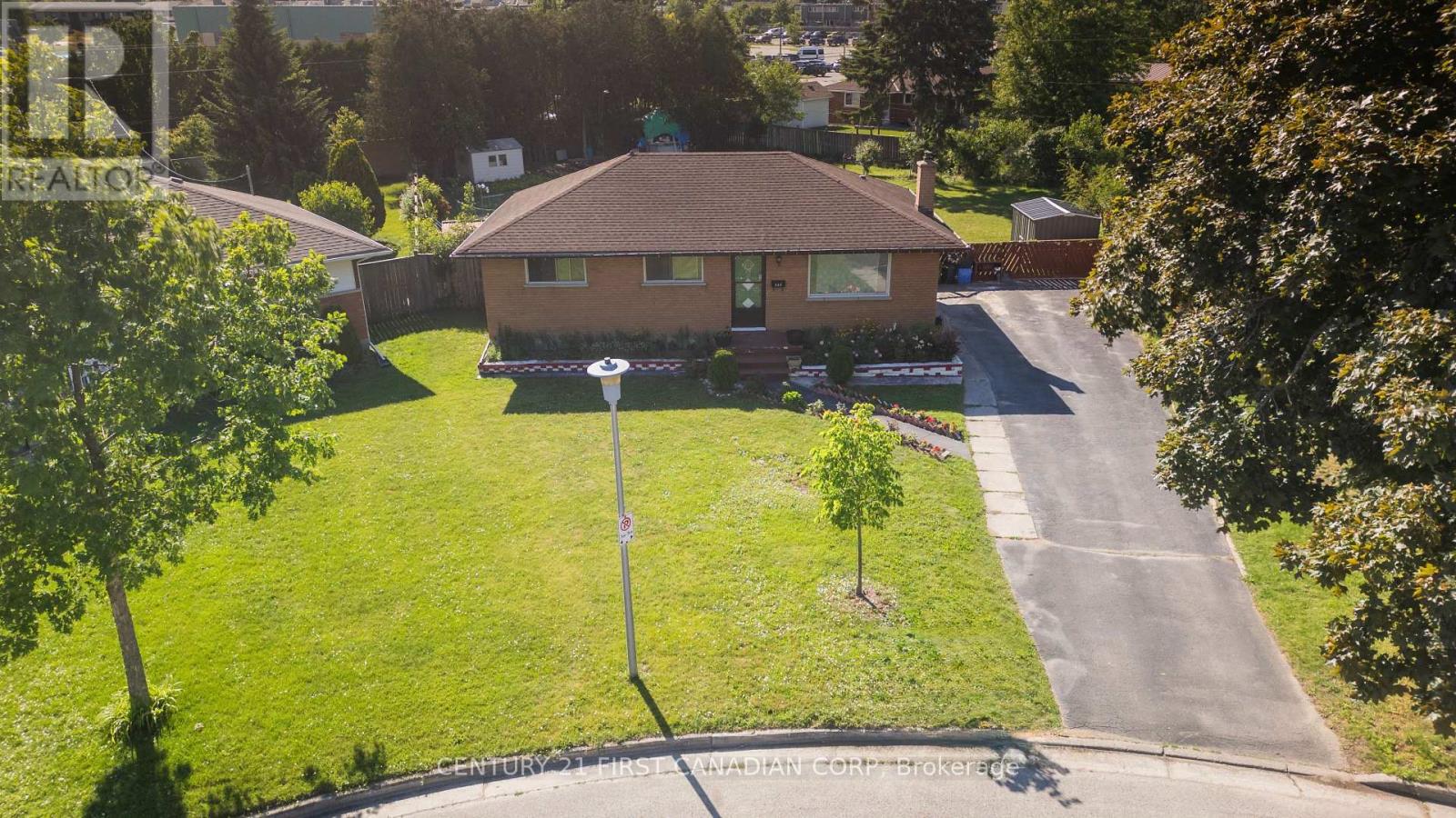117 GOLDWICK CRESCENT - 50