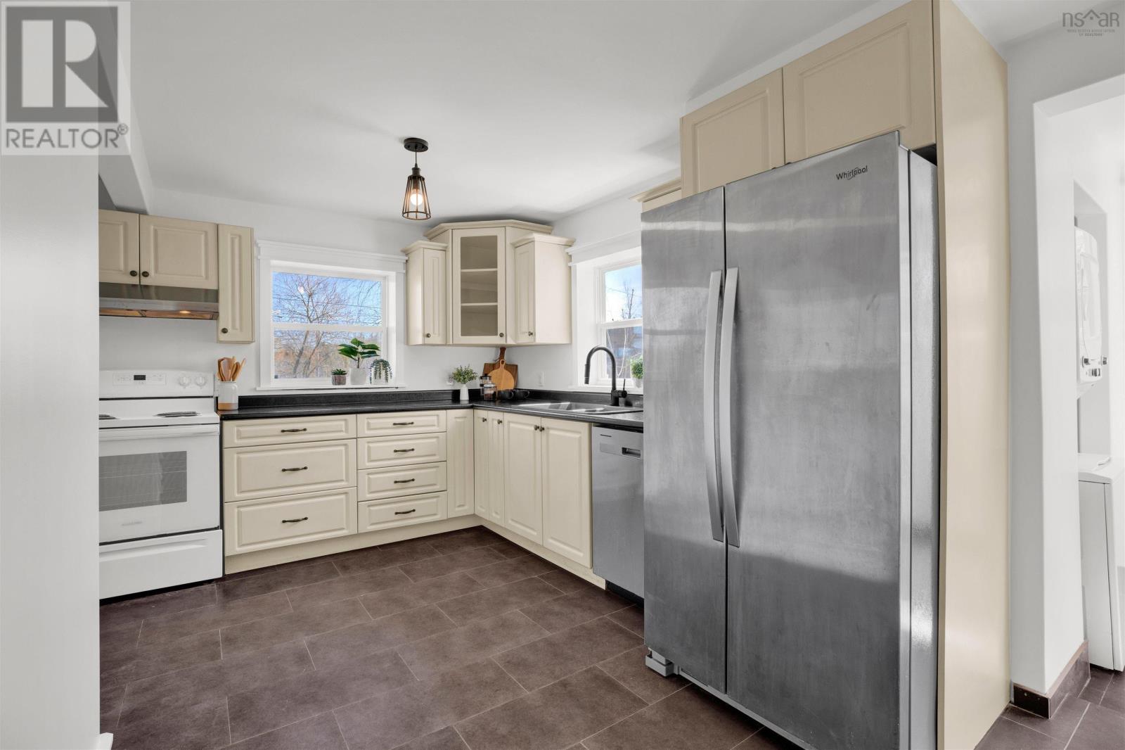 324 Wentworth Road - 11