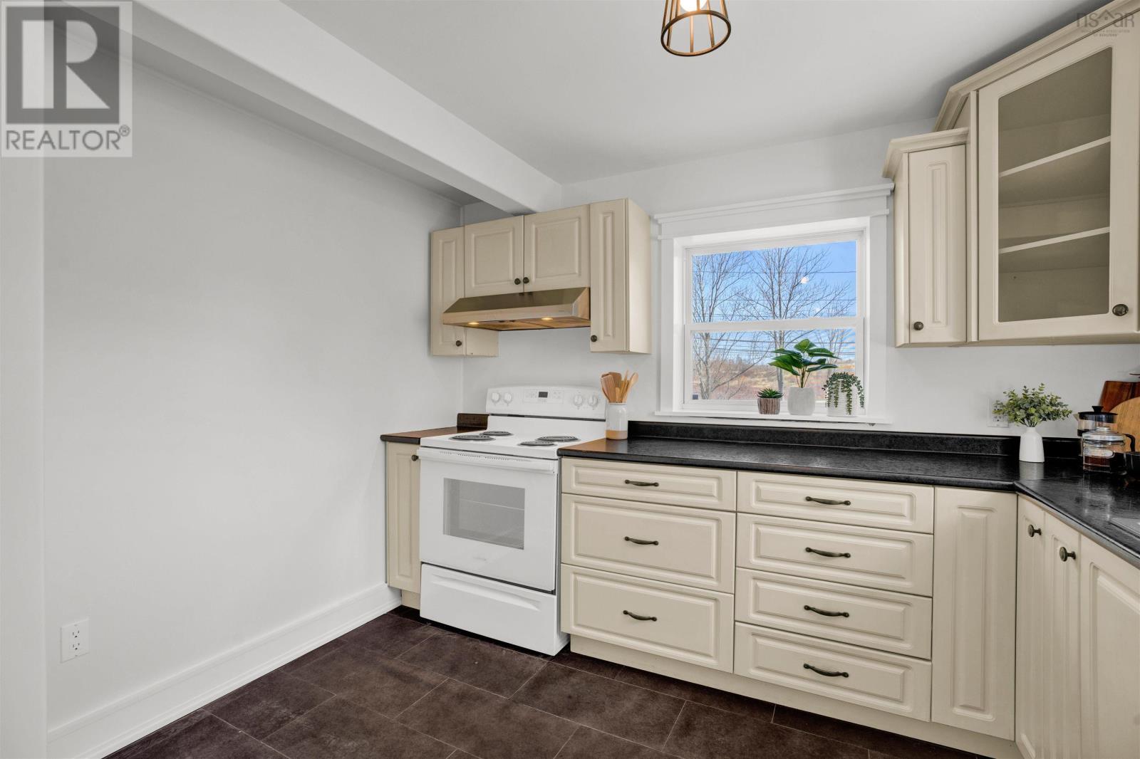 324 Wentworth Road - 12