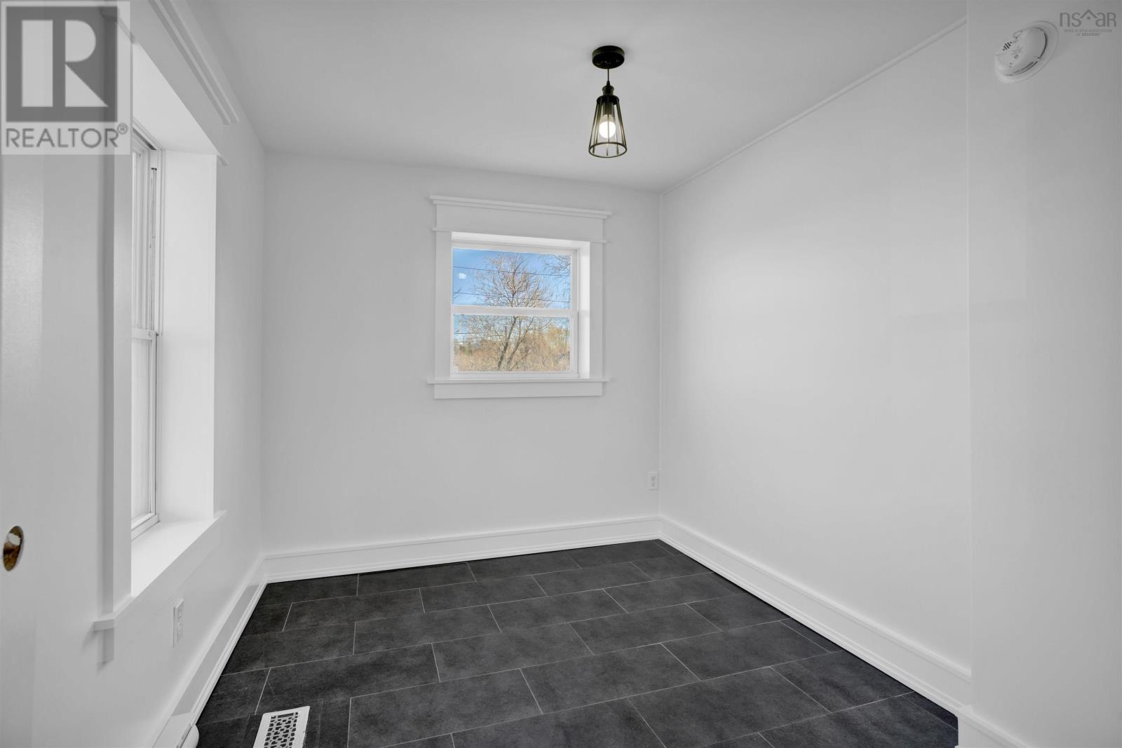 324 Wentworth Road - 21