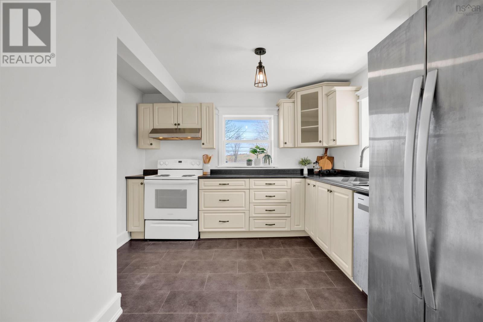 324 Wentworth Road - 10