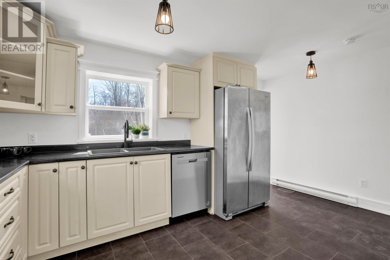 324 Wentworth Road - 15