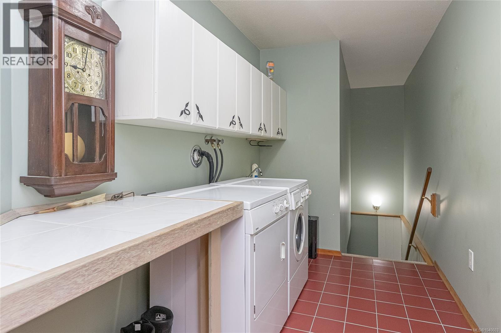 1255 McKenzie Dr - 16