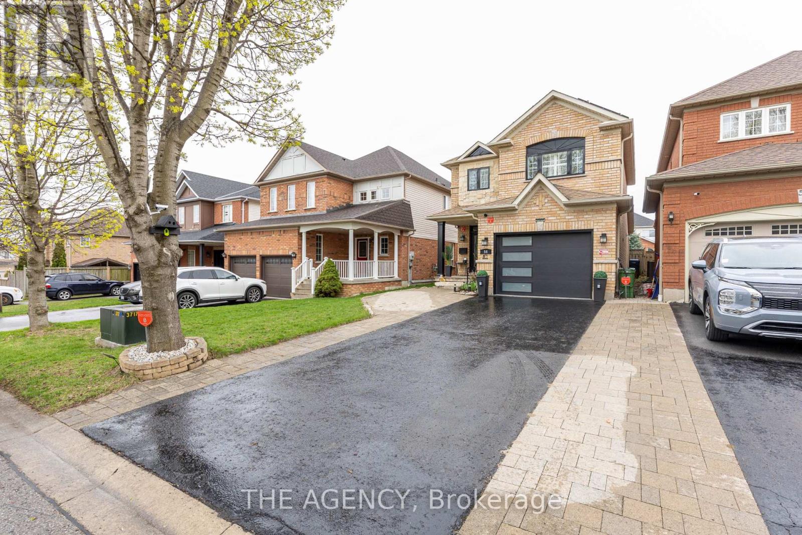 54 THAMES DRIVE - 1