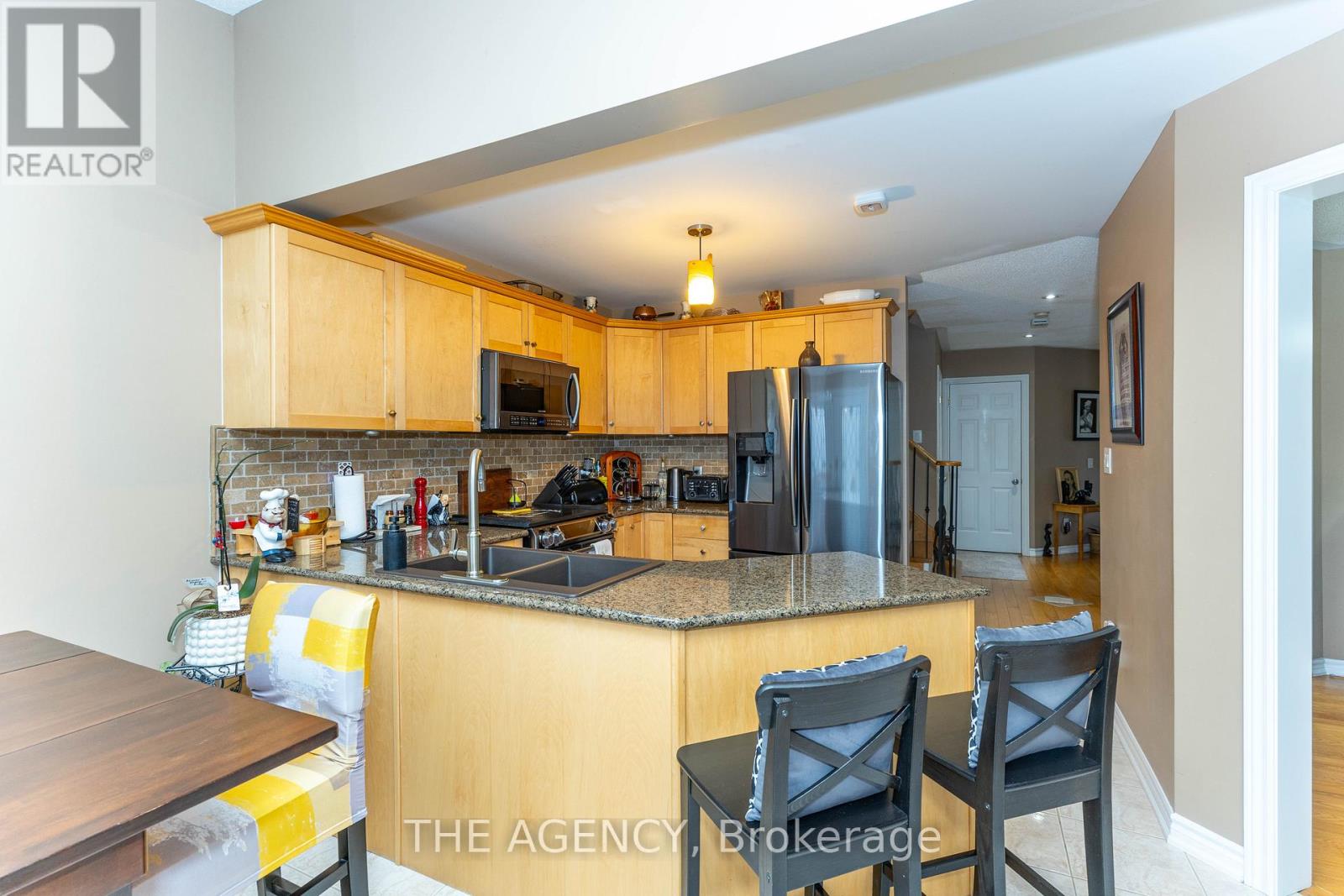 54 THAMES DRIVE - 14